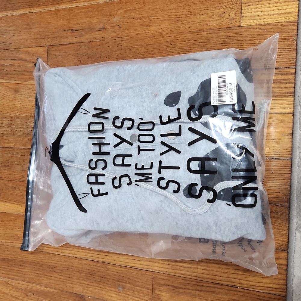 Women's sweatshirt